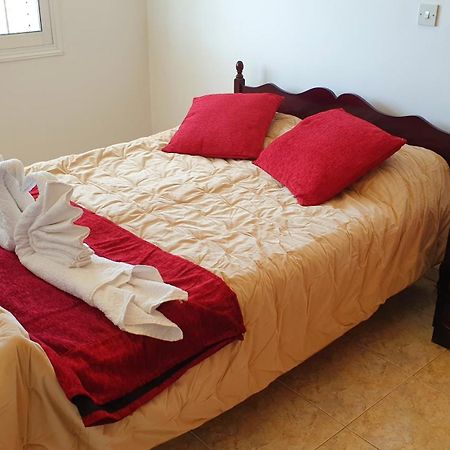 Astrofegia Apartments Near The Sea Agia Marina  エクステリア 写真