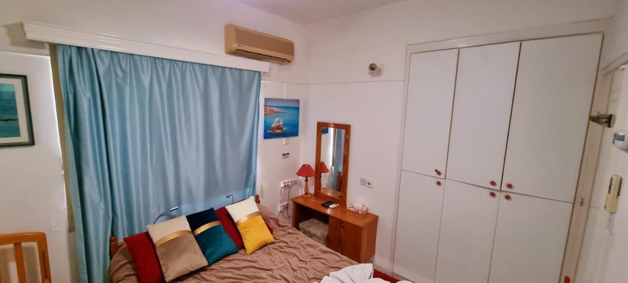Astrofegia Apartments Near The Sea Agia Marina  エクステリア 写真