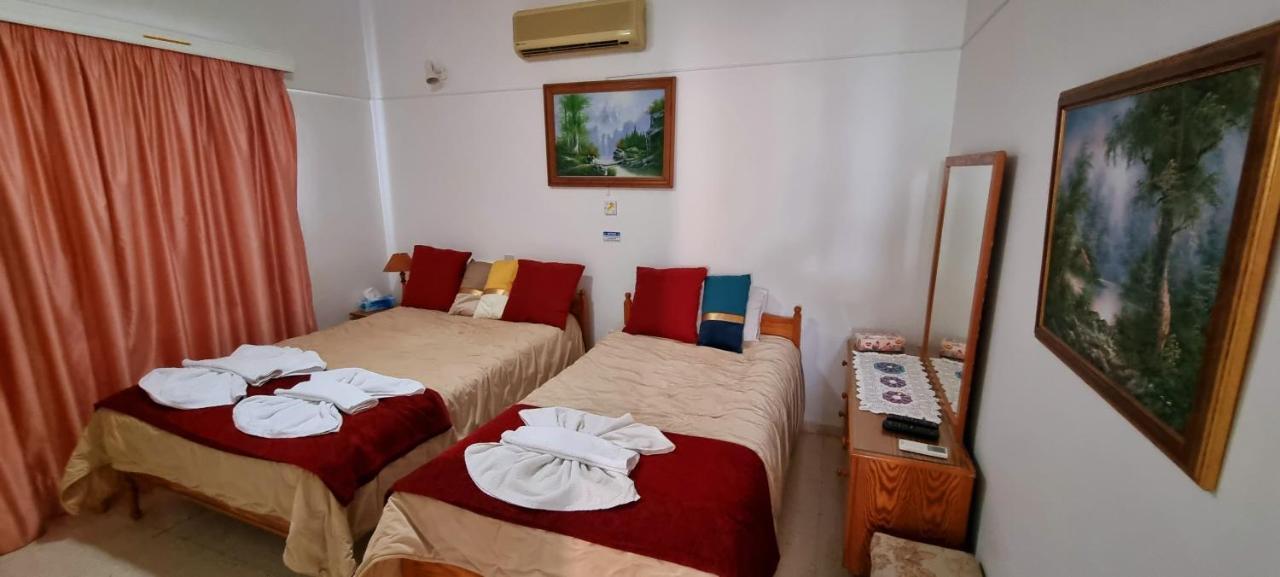 Astrofegia Apartments Near The Sea Agia Marina  エクステリア 写真