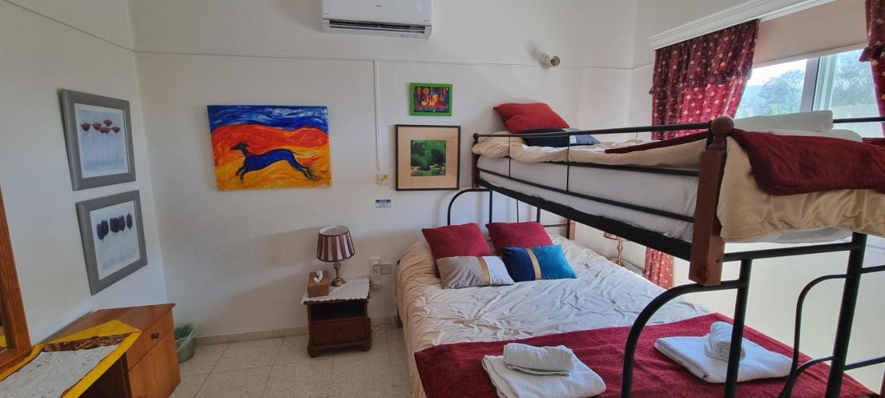 Astrofegia Apartments Near The Sea Agia Marina  エクステリア 写真