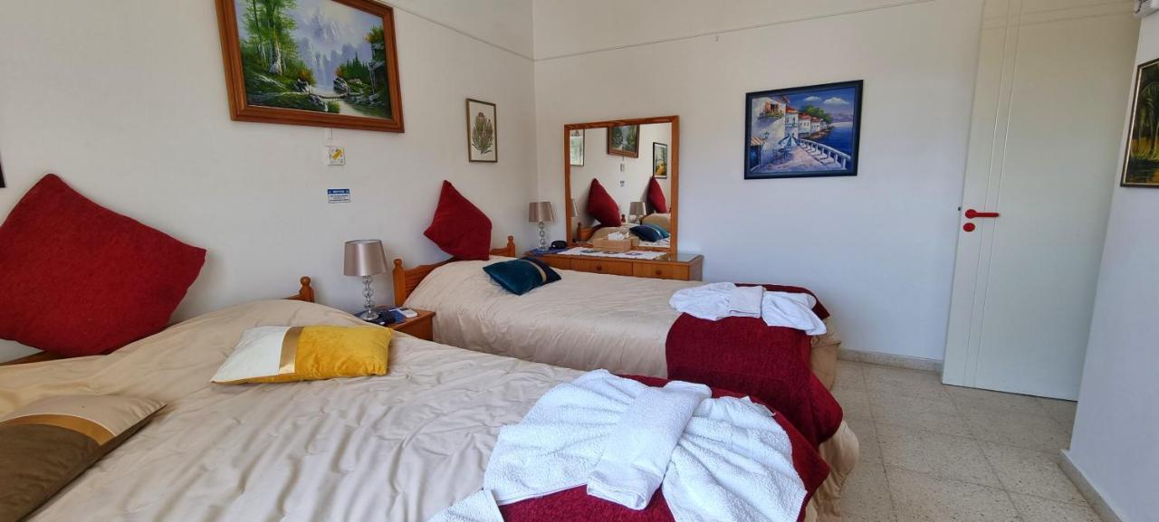Astrofegia Apartments Near The Sea Agia Marina  エクステリア 写真